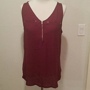 Express zipper detail tank blouse